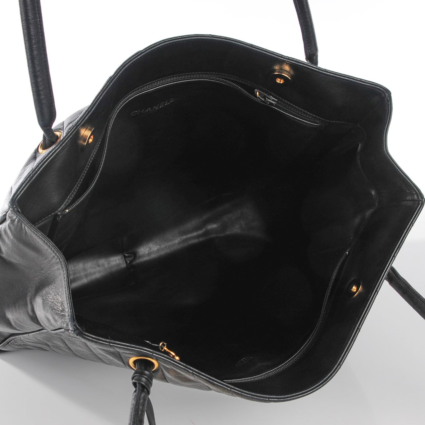 Lambskin Chevron Quilted Shoulder Bag Black
