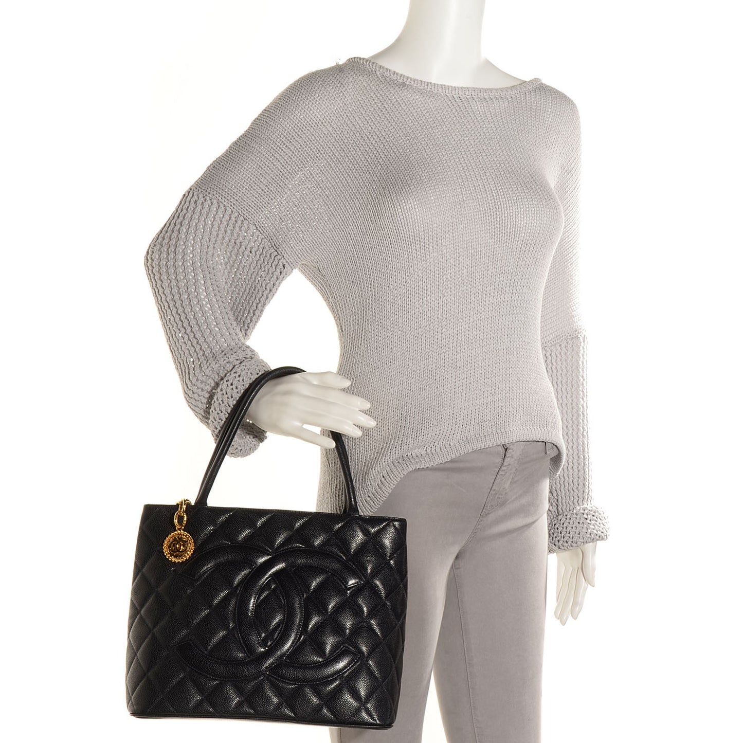 Caviar Quilted Medallion CC Tote Navy