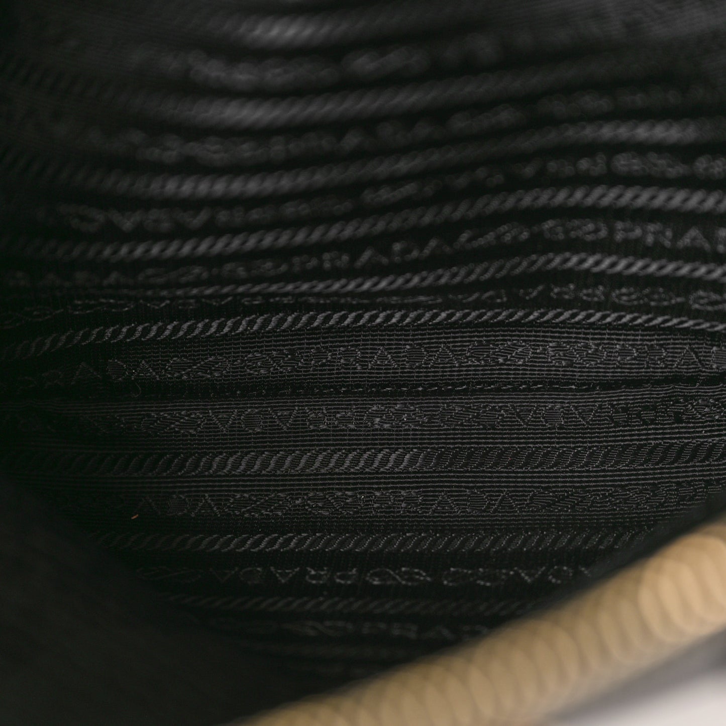 Saffiano Lux Large Galleria Double Zip Tote Black