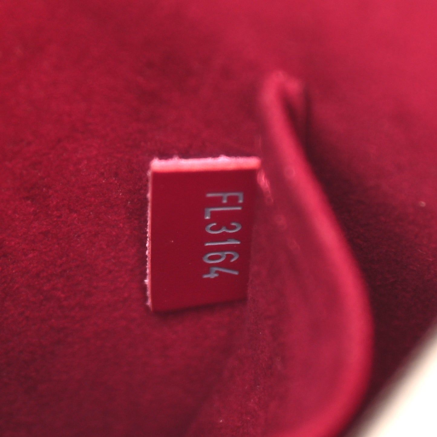 Epi Alma PM Fuchsia