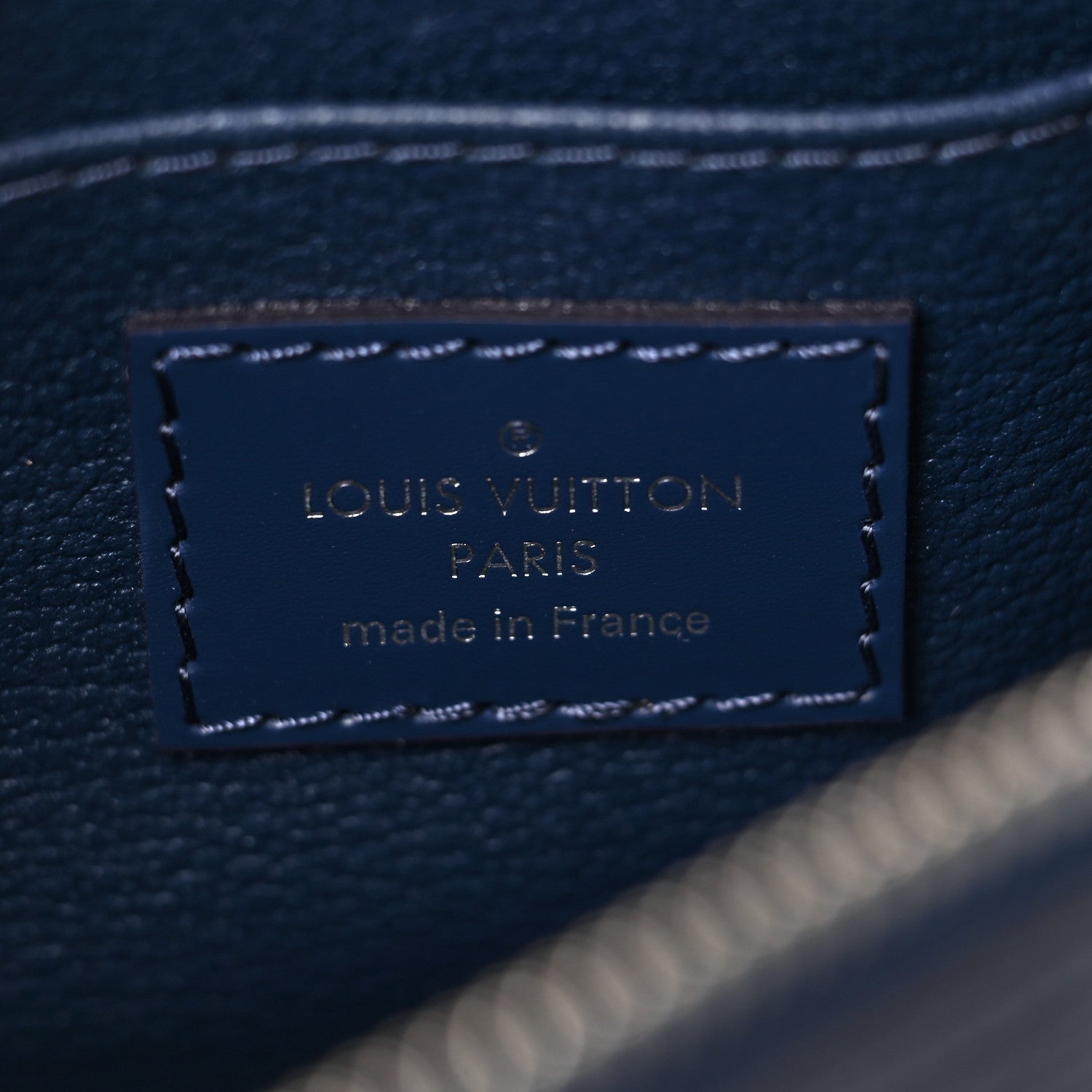 Louis Vuitton Epi Cosmetic Pouch Saphir 6 of 6