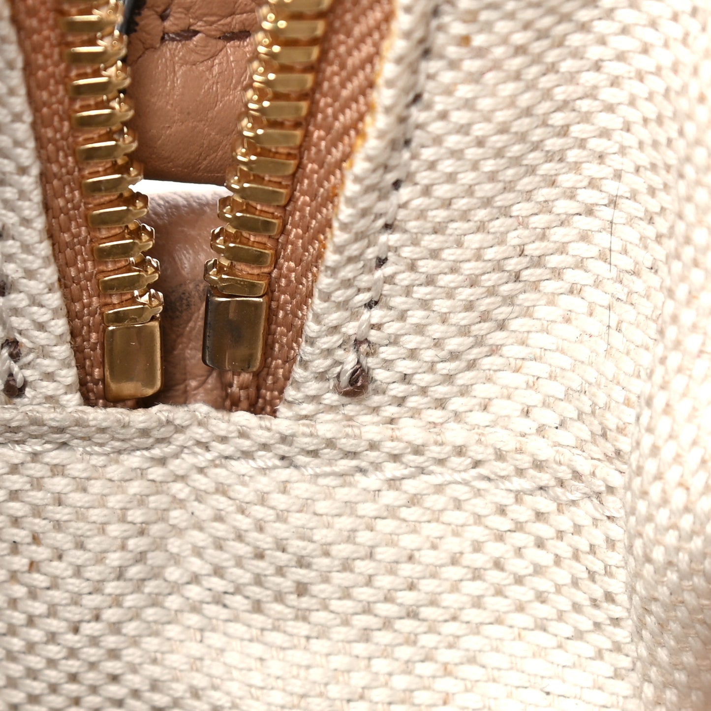 Pebbled Calfskin Small Soho Disco Bag Camelia