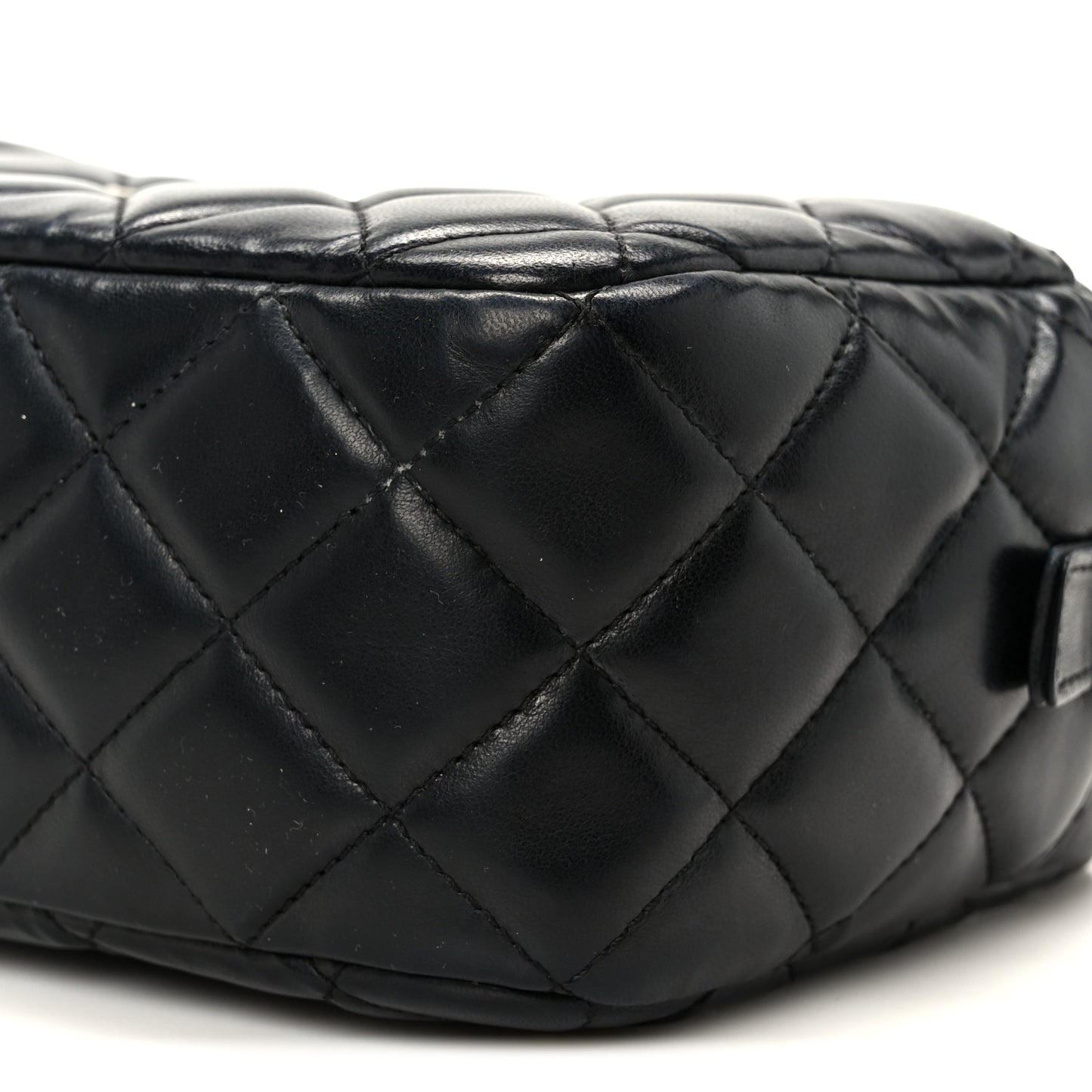Lambskin Quilted Medium Camera Case Black