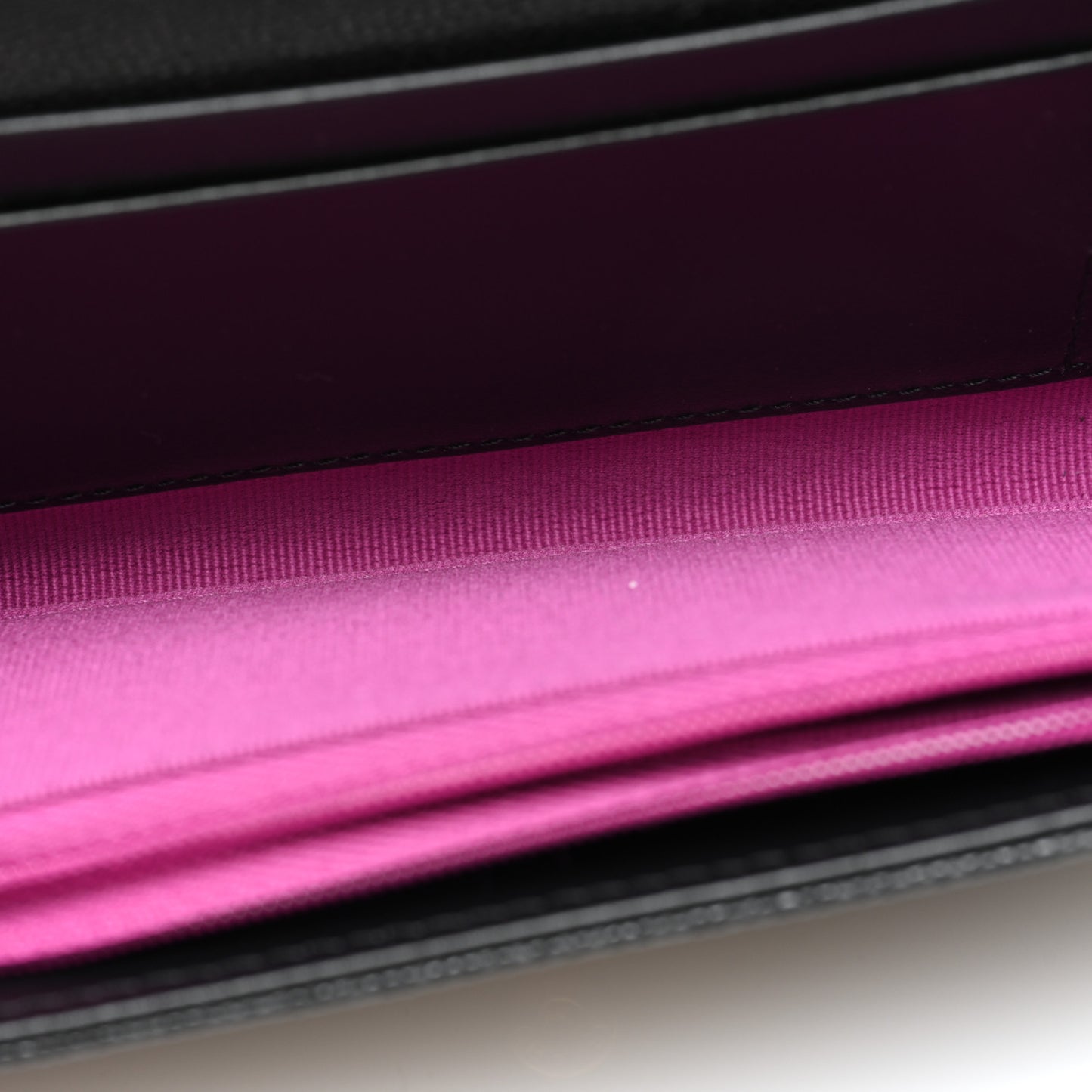 Caviar Quilted Textured CC Flap Wallet Black