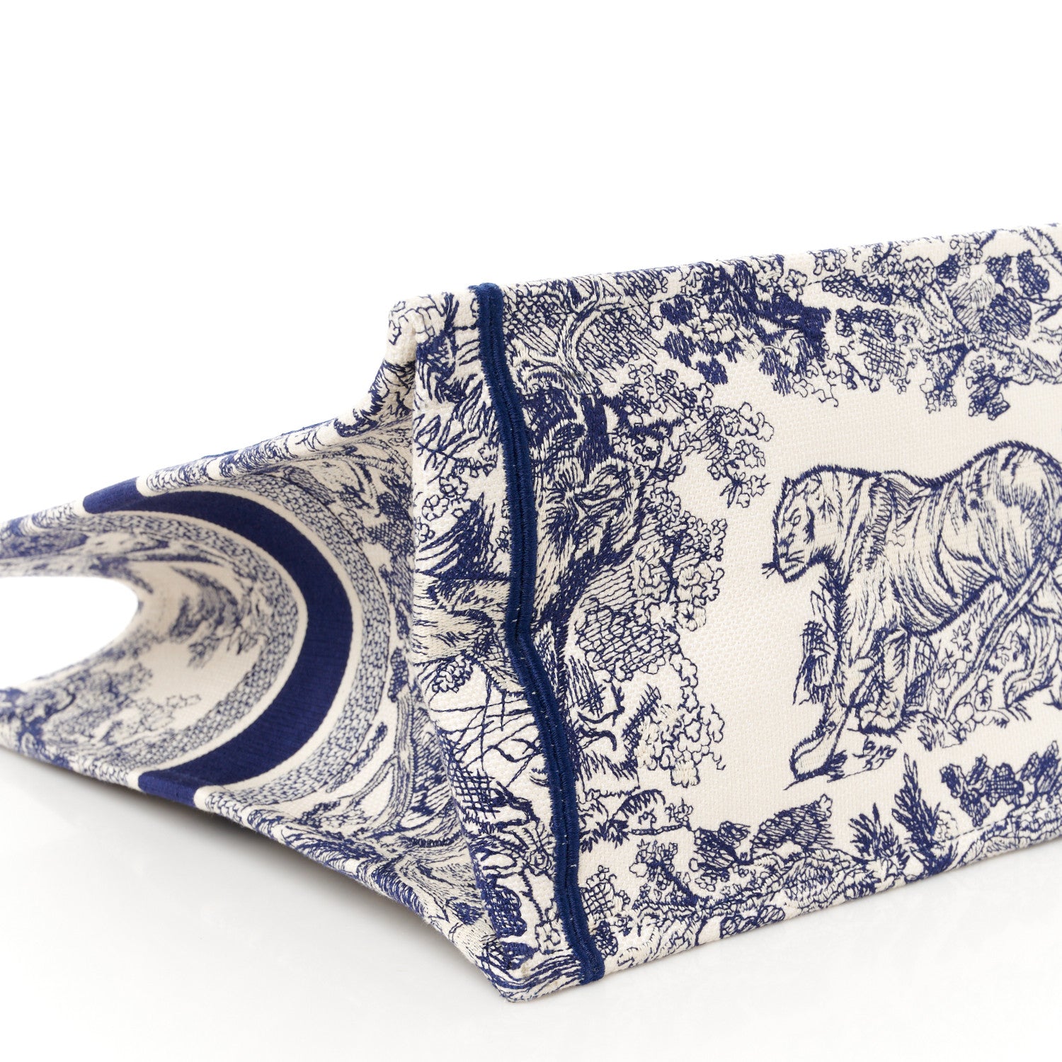 Christian Dior Canvas Embroidered Large Dioriviera Toile De Jouy Book Tote Blue 9 of 10