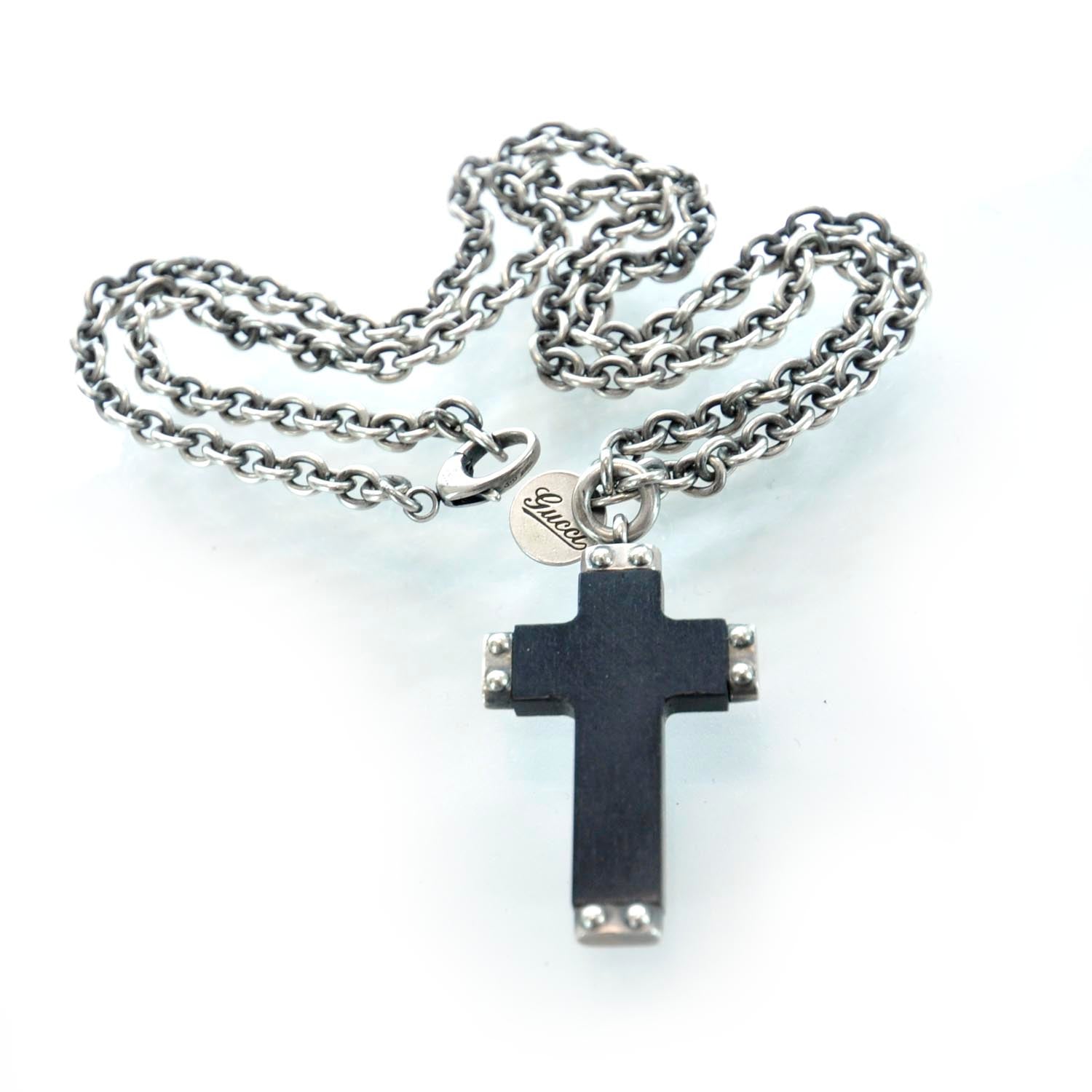 Gucci Mens Wooden Cross Necklace Silver 29301 – FASHIONPHILE