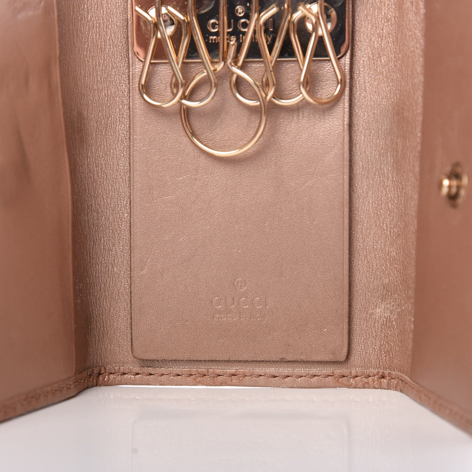 Gucci Metallic Guccissima Lovely Heart 6 Key Holder Case Mauve 6 of 6