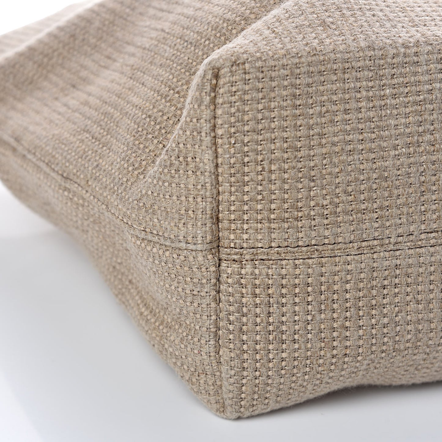 Woven Straw Raffia Roll Tote