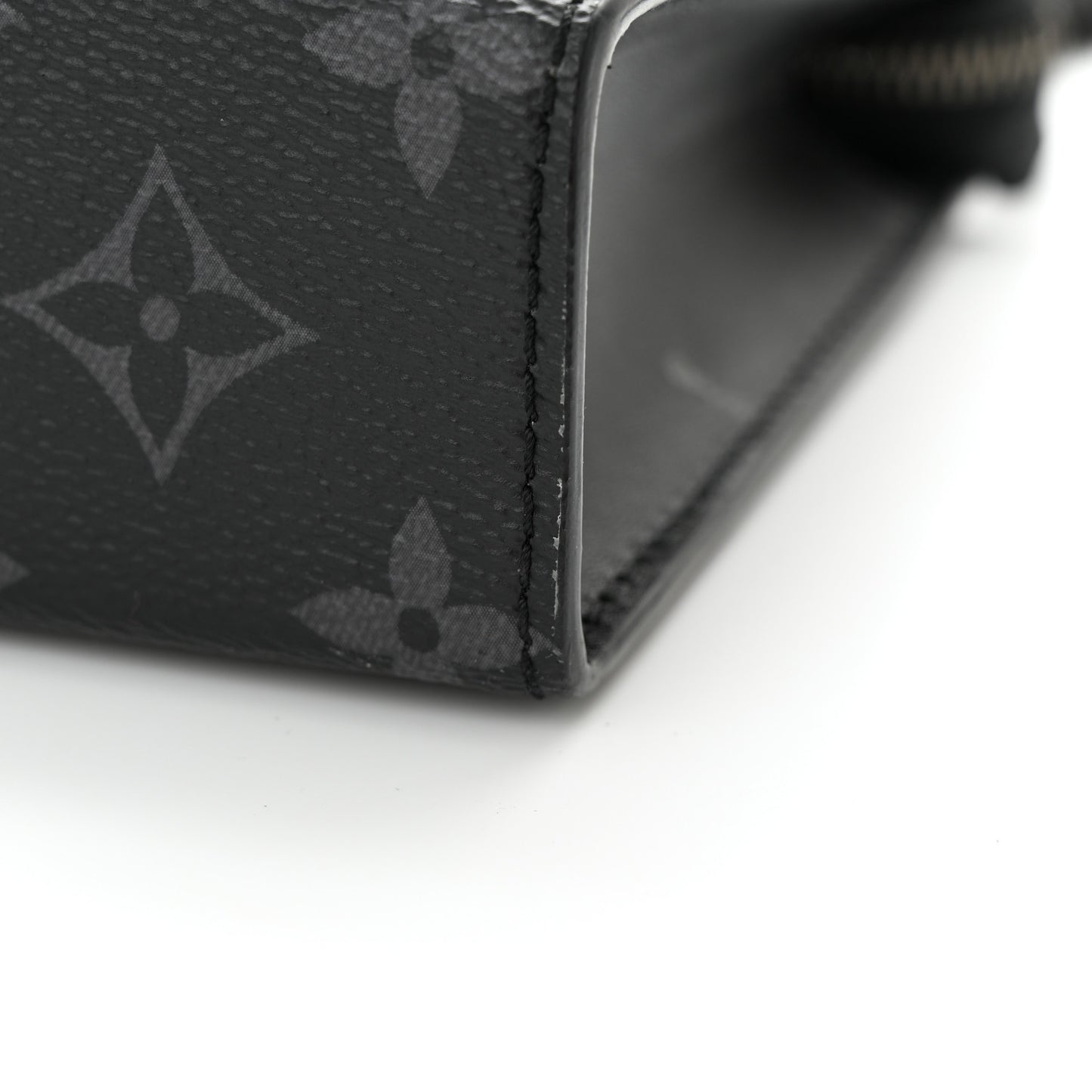 Reverse Monogram Eclipse Gaston Wearable Wallet