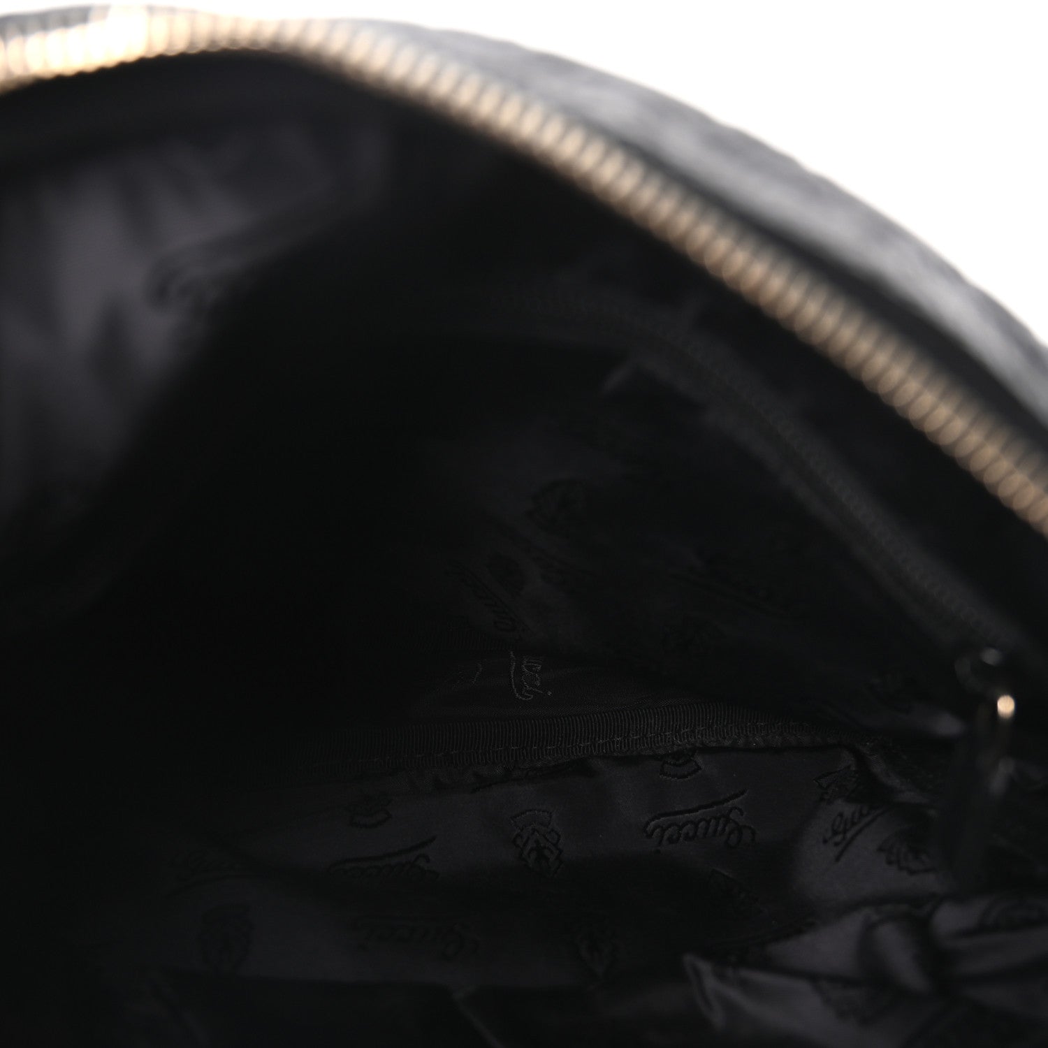 Gucci Guccissima Flat Messenger Bag Black 5 of 10