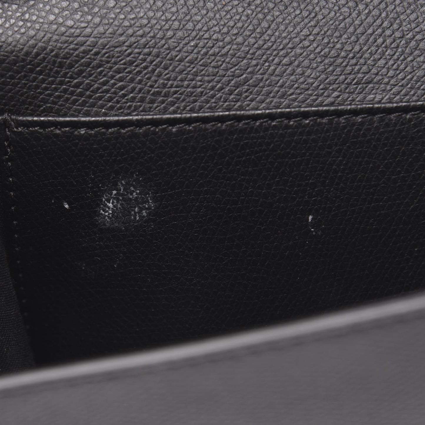 Vitello Cruise F is Fendi Wallet on Chain Black