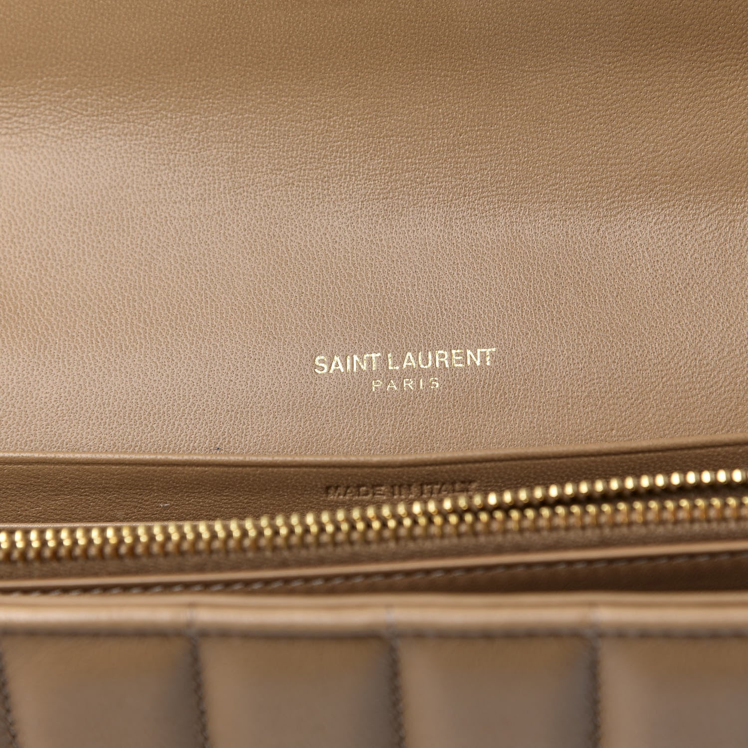 Saint Laurent Lambskin Matelasse Monogram Vicky Chain Wallet Peru 6 of 9