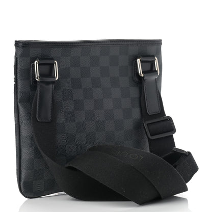 Louis Vuitton Damier Graphite Thomas 3 of 10