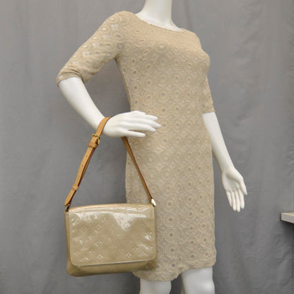 Louis Vuitton Vernis Thompson Street Beige 2 of 10