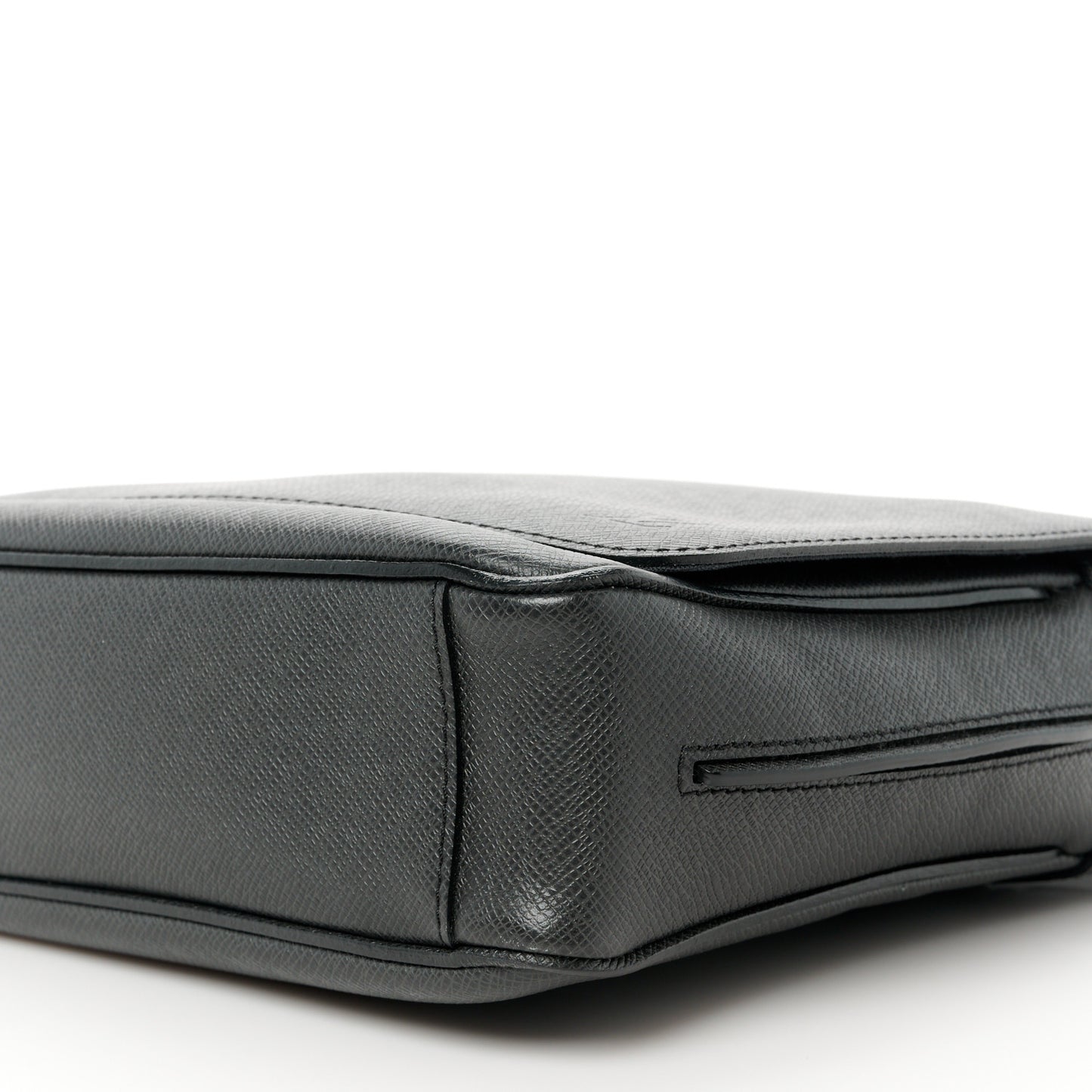 Taiga Roman PM Messenger Black