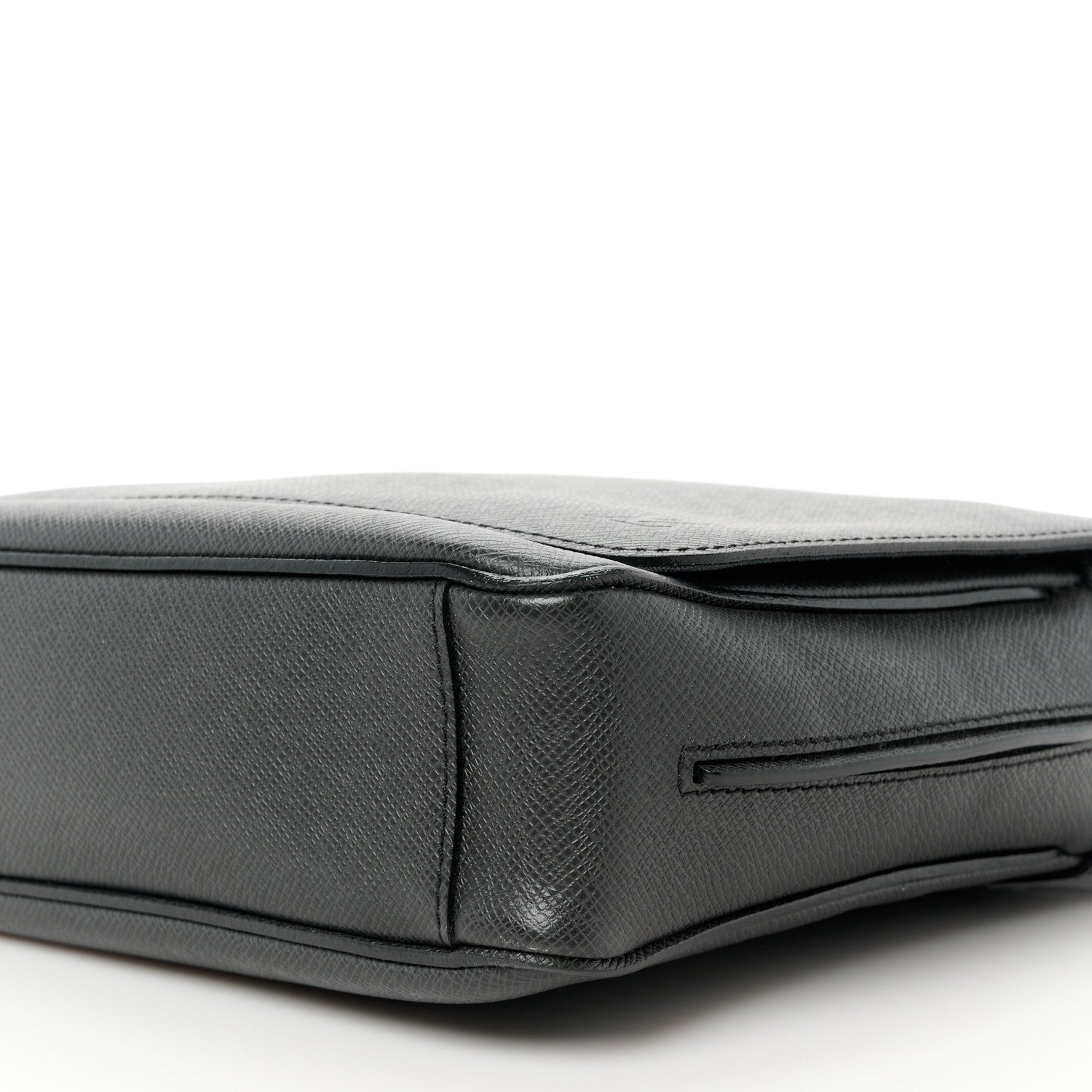 Louis Vuitton Taiga Roman PM Messenger Black 10 of 10