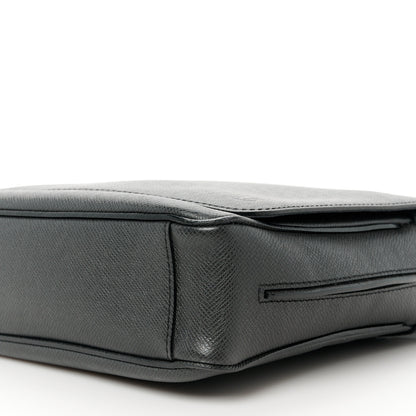 Louis Vuitton Taiga Roman PM Messenger Black 10 of 10