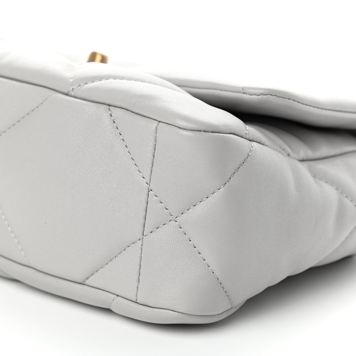 Lambskin Quilted Medium Chanel 19 Flap Grey