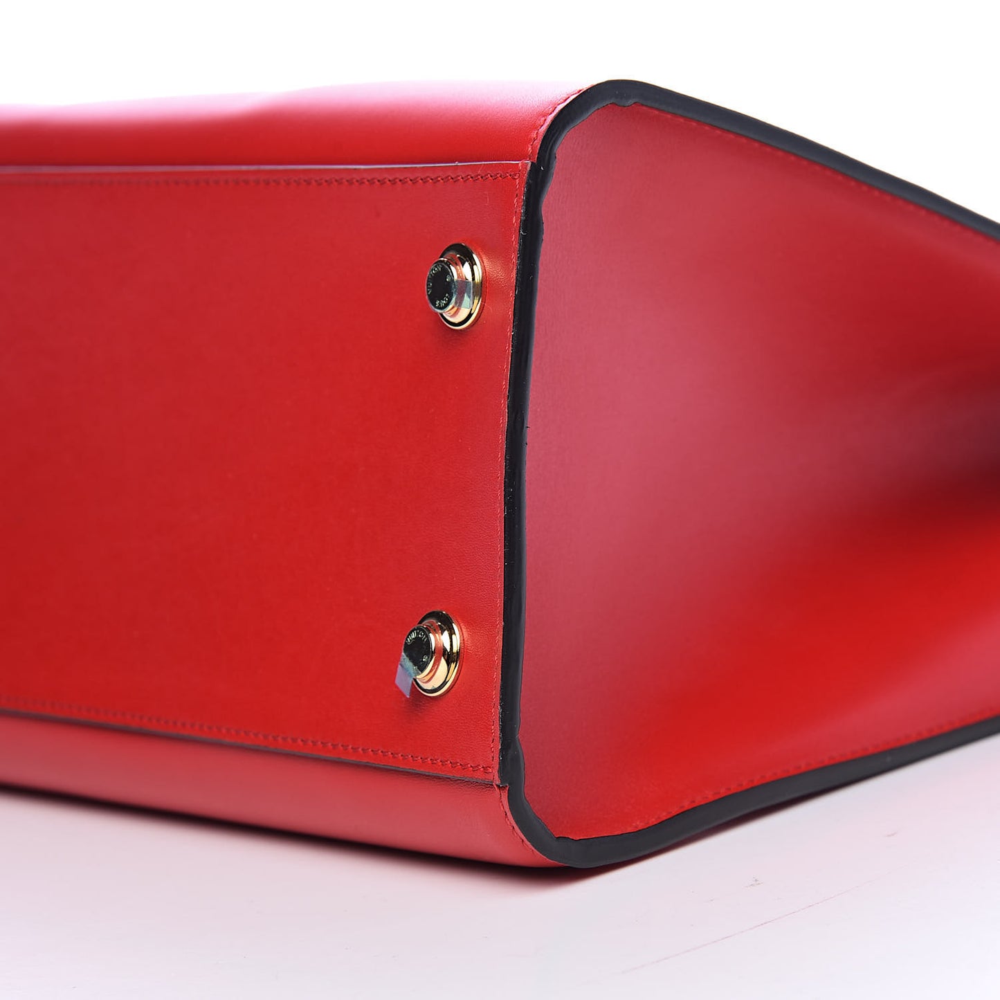 Calfskin City Steamer MM Rouge Black