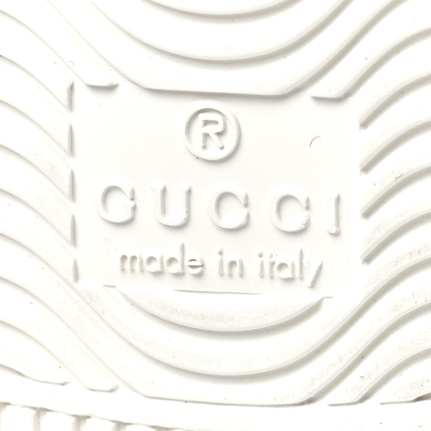 Gucci GG Supreme Monogram Apple Womens Ace Sneakers 35 Red 8 of 9