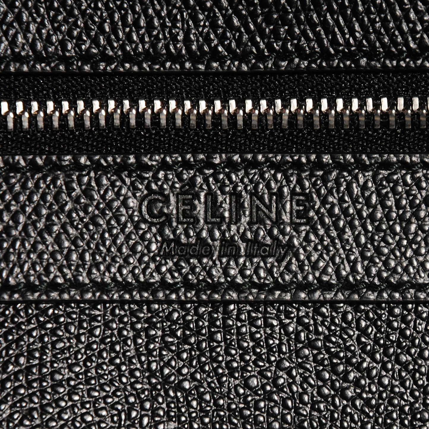 Grained Calfskin Small Vertical Cabas Black