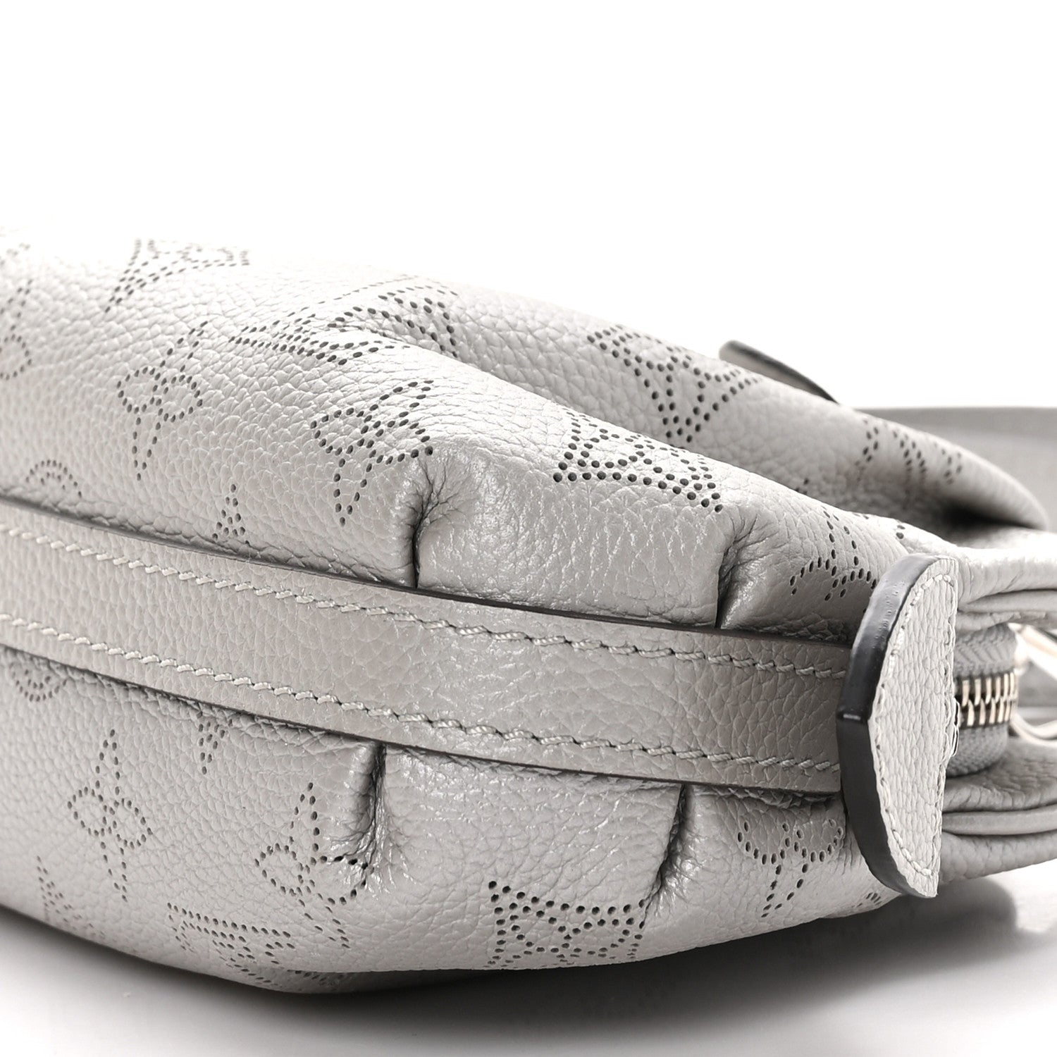 Louis Vuitton LOUIS VUITTON Mahina Scala Mini Pouch Gris Souris 9 of 9