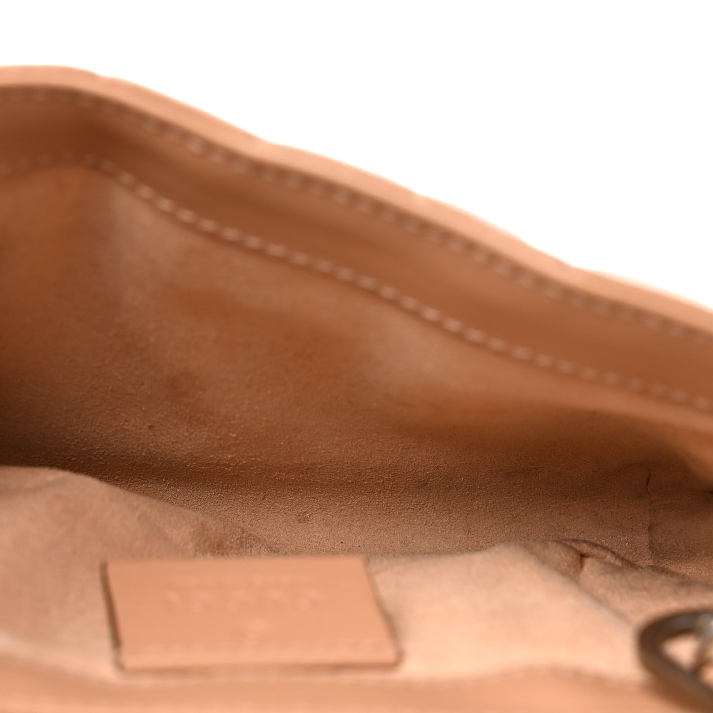 Calfskin Matelasse Aria Super Mini GG Marmont Shoulder Bag Camelia