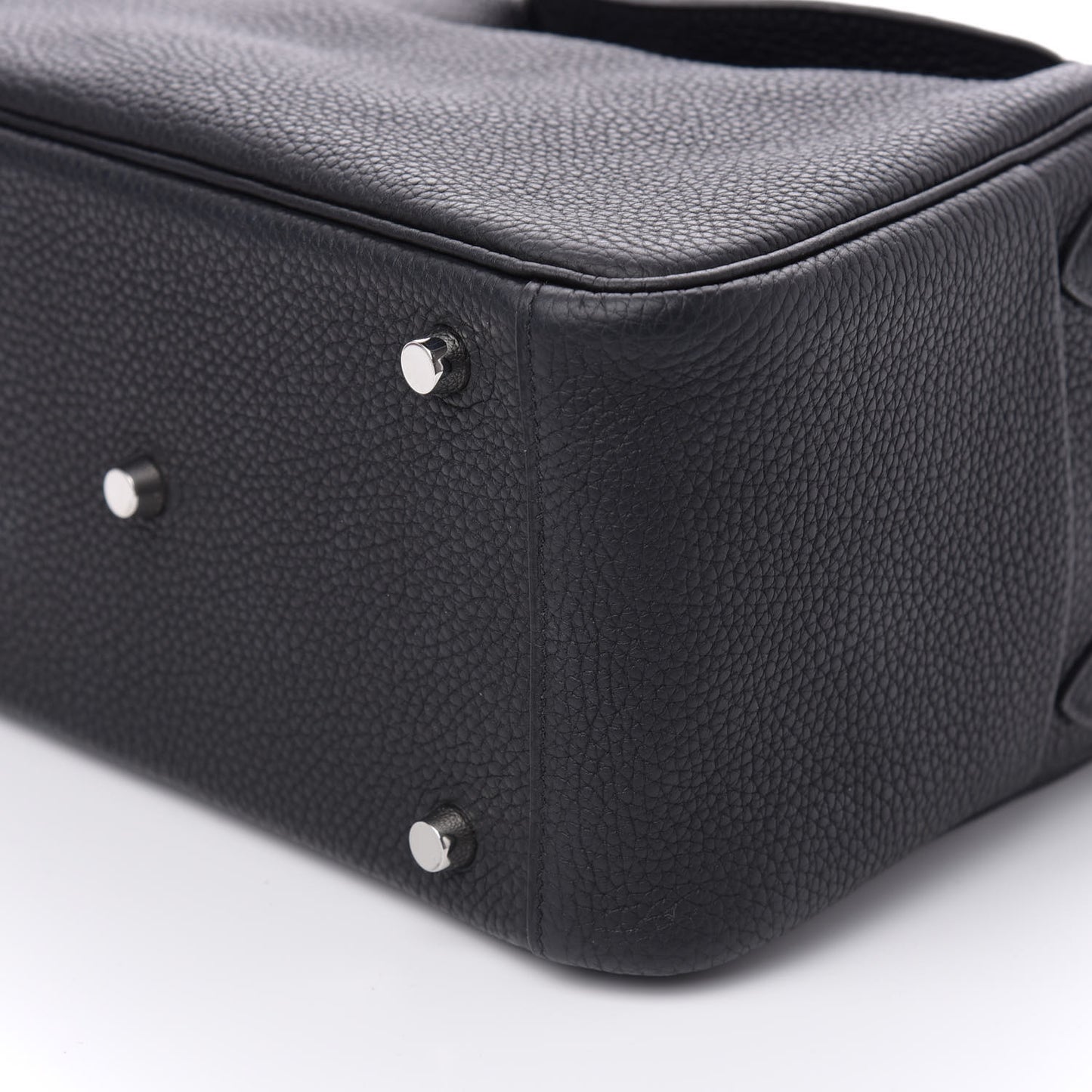 Taurillon Clemence Lindy 26 Black