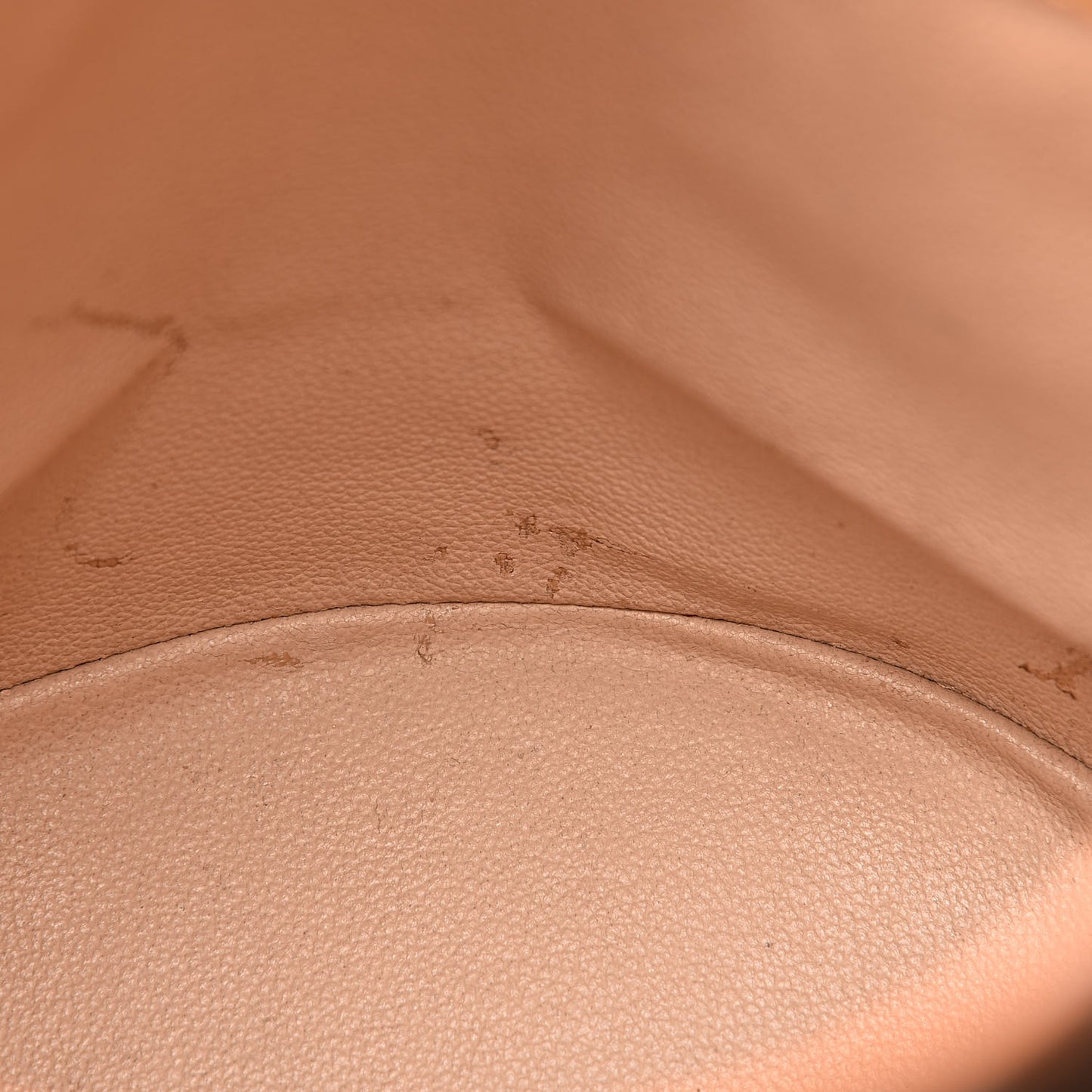 Monogram Petit Bucket 23
