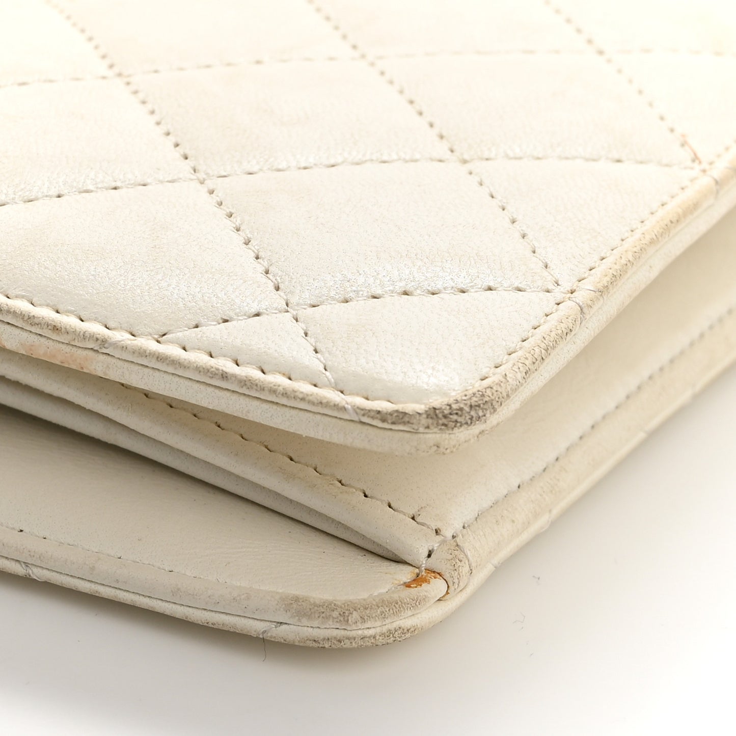 Lambskin Quilted Valentine Wallet White