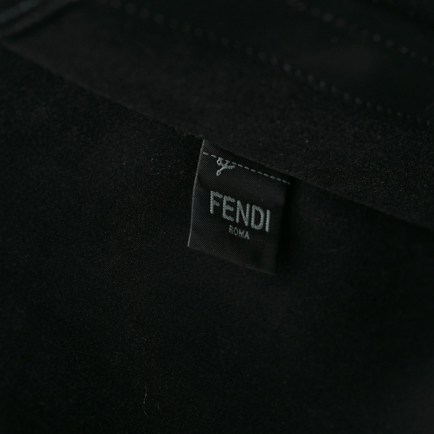 Glazed Fabric Vitello Century FF 1974 Stamp Patch Medium Peekaboo Defender Cover Mogano Panna Black