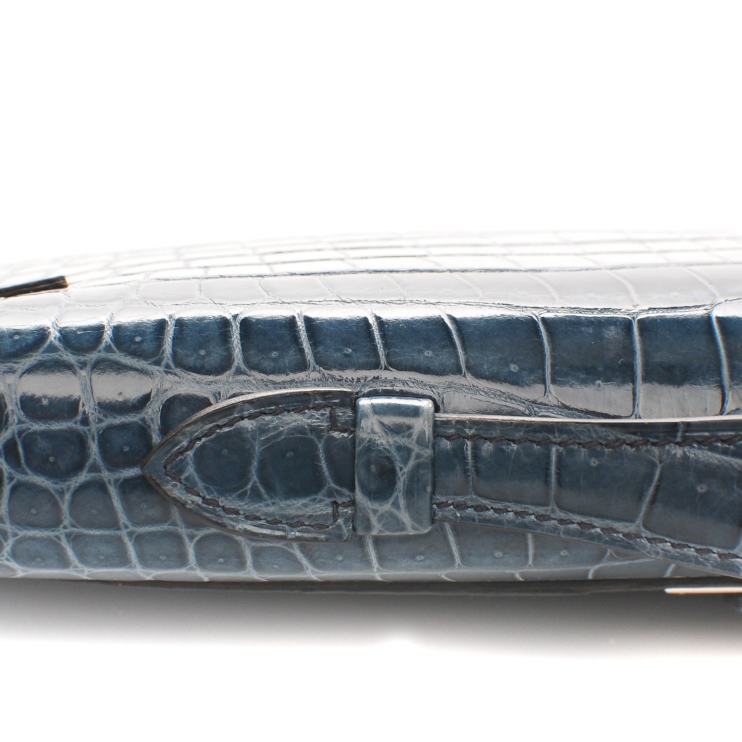 Shiny Niloticus Crocodile Kelly Cut Pochette Blue Jean