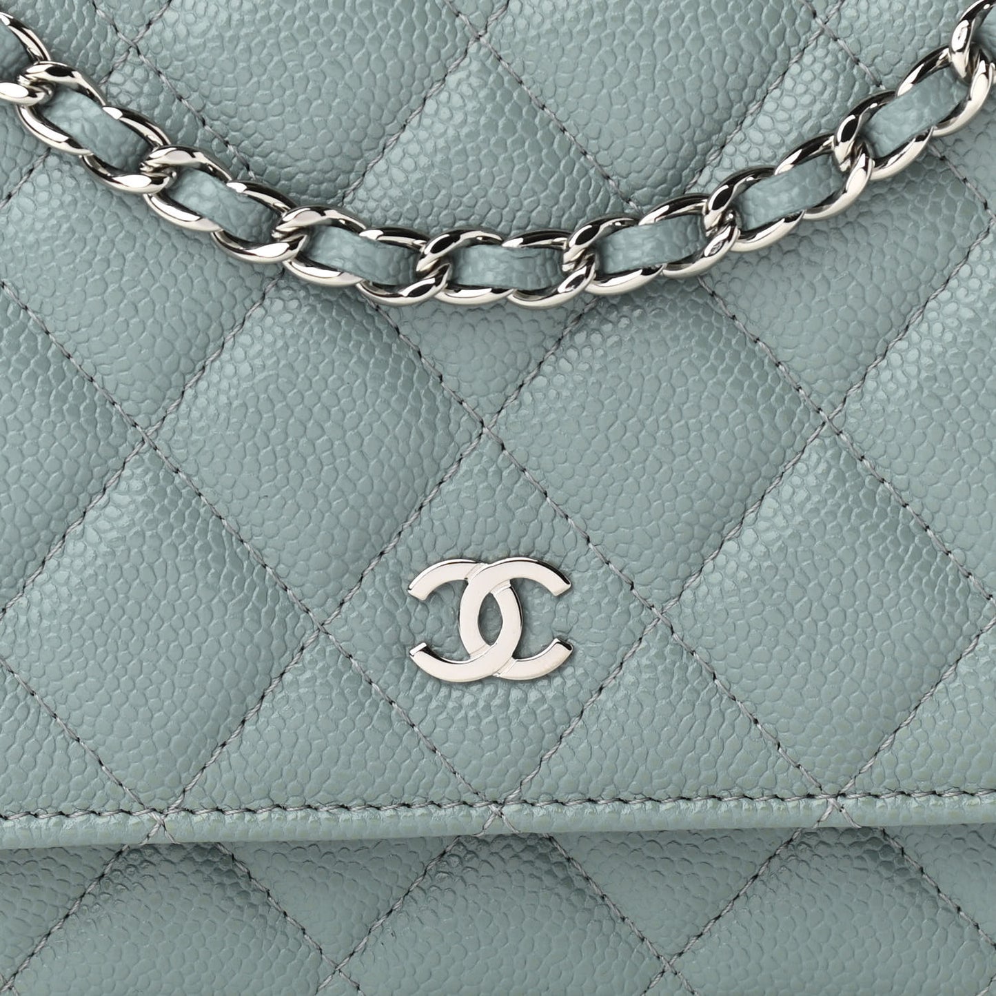 Caviar Quilted Wallet On Chain WOC Light Blue