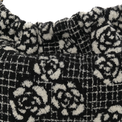 Chanel Cashmere Quilted Camellia Chanel 22 Black White 10 of 12