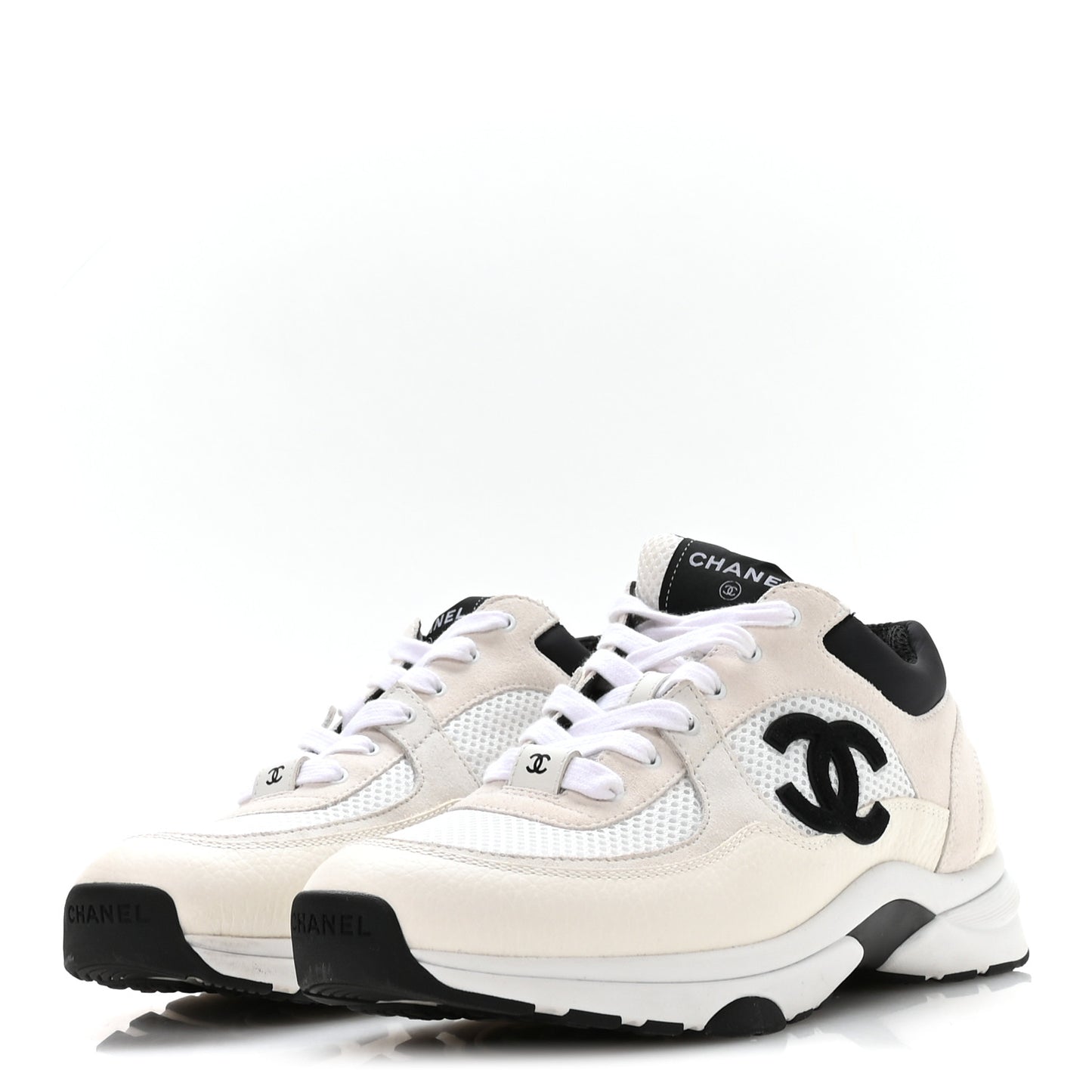 Mesh Suede Calfskin Grained Calfskin Womens CC Sneakers 41 White Black