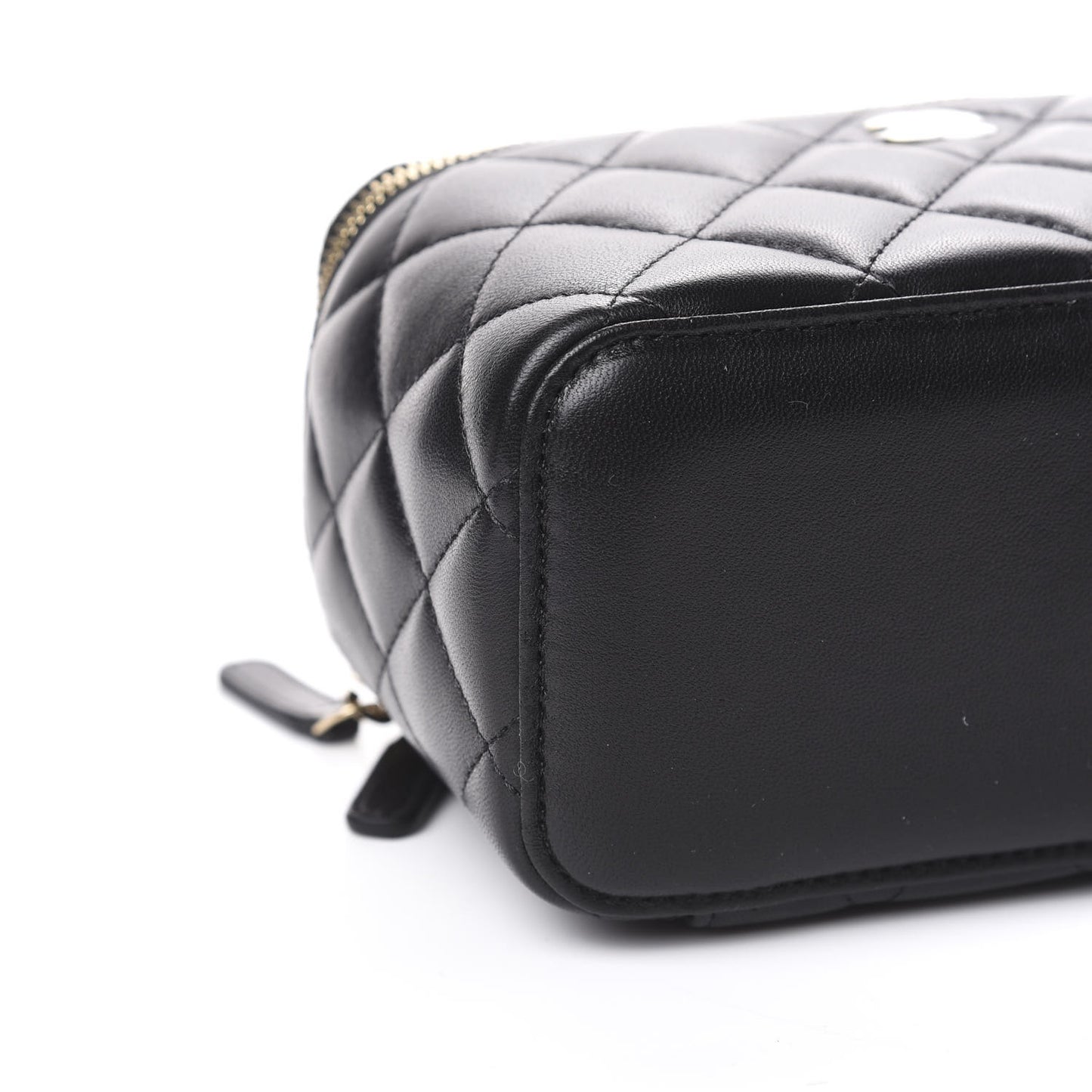 Lambskin Quilted Small Vanity Case With Chain Black