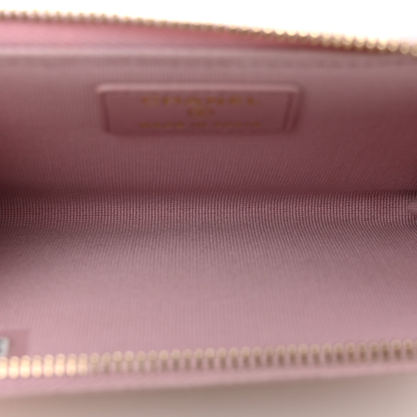 Lambskin Quilted Pearl Crystal CC Zip Around Card Holder Pink