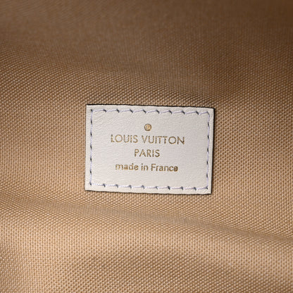 Louis Vuitton Monogram Giant Bumbag Kaki Beige 6 of 9