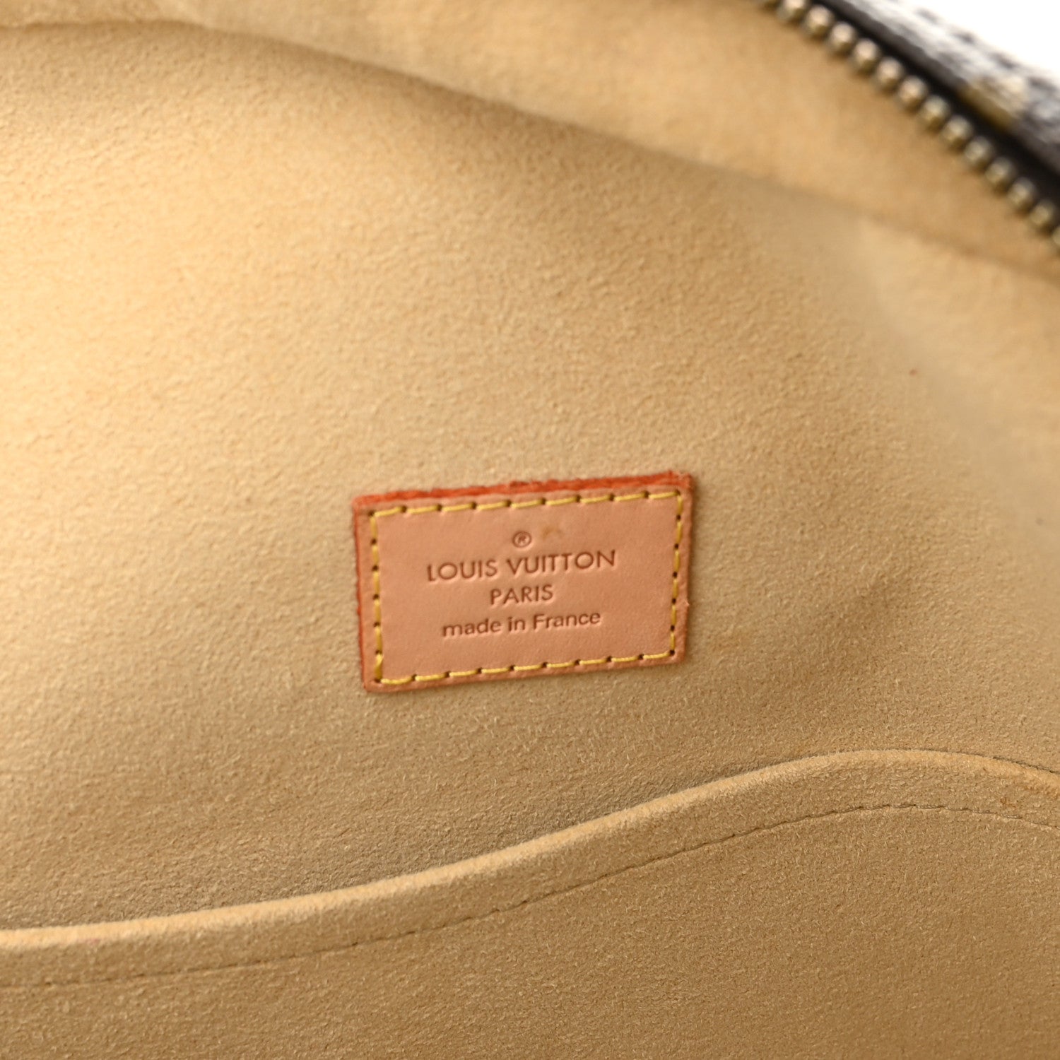 Louis Vuitton Monogram Manhattan GM 6 of 10
