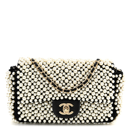 Chanel Lambskin Pearl On Flap Black 1 of 11