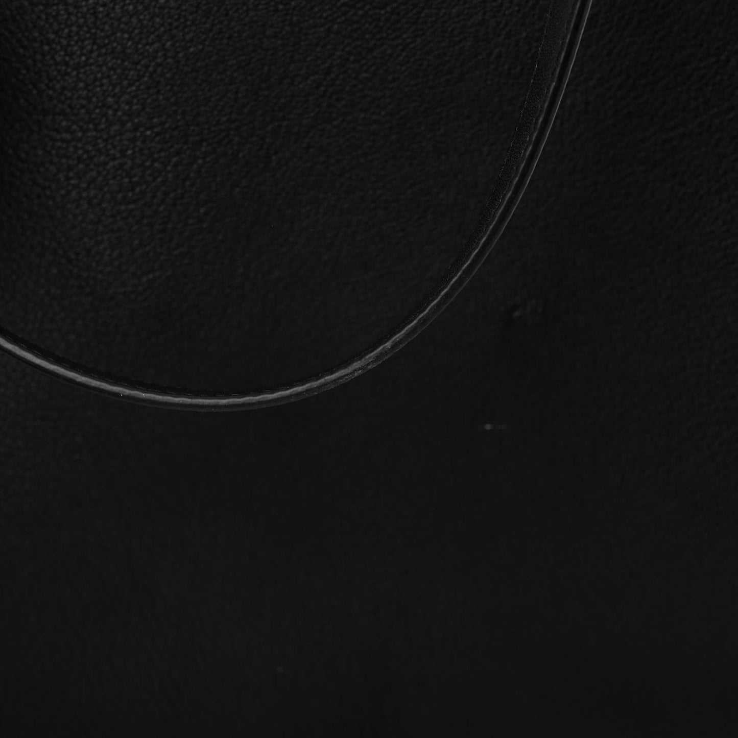 Calfskin Large Vlogo Tote Black