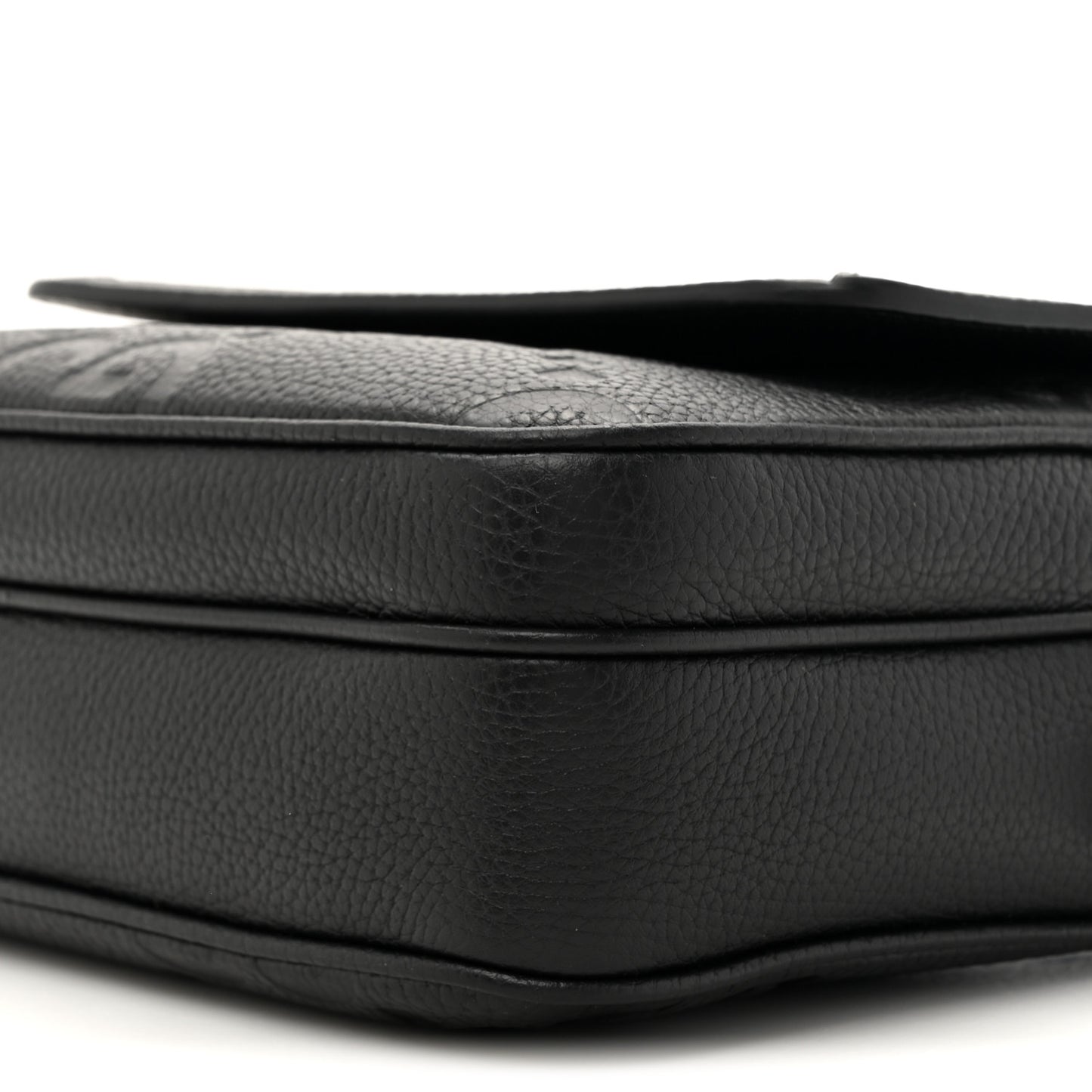 Piuma Calfskin Jumbo GG Embossed Small Messenger Bag Black