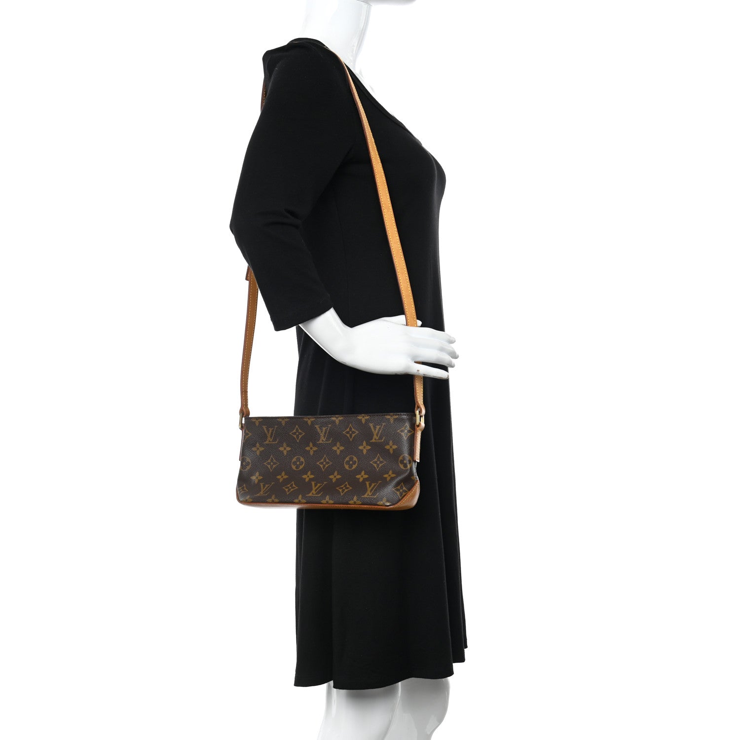 Louis Vuitton Monogram Trotteur 3 of 14