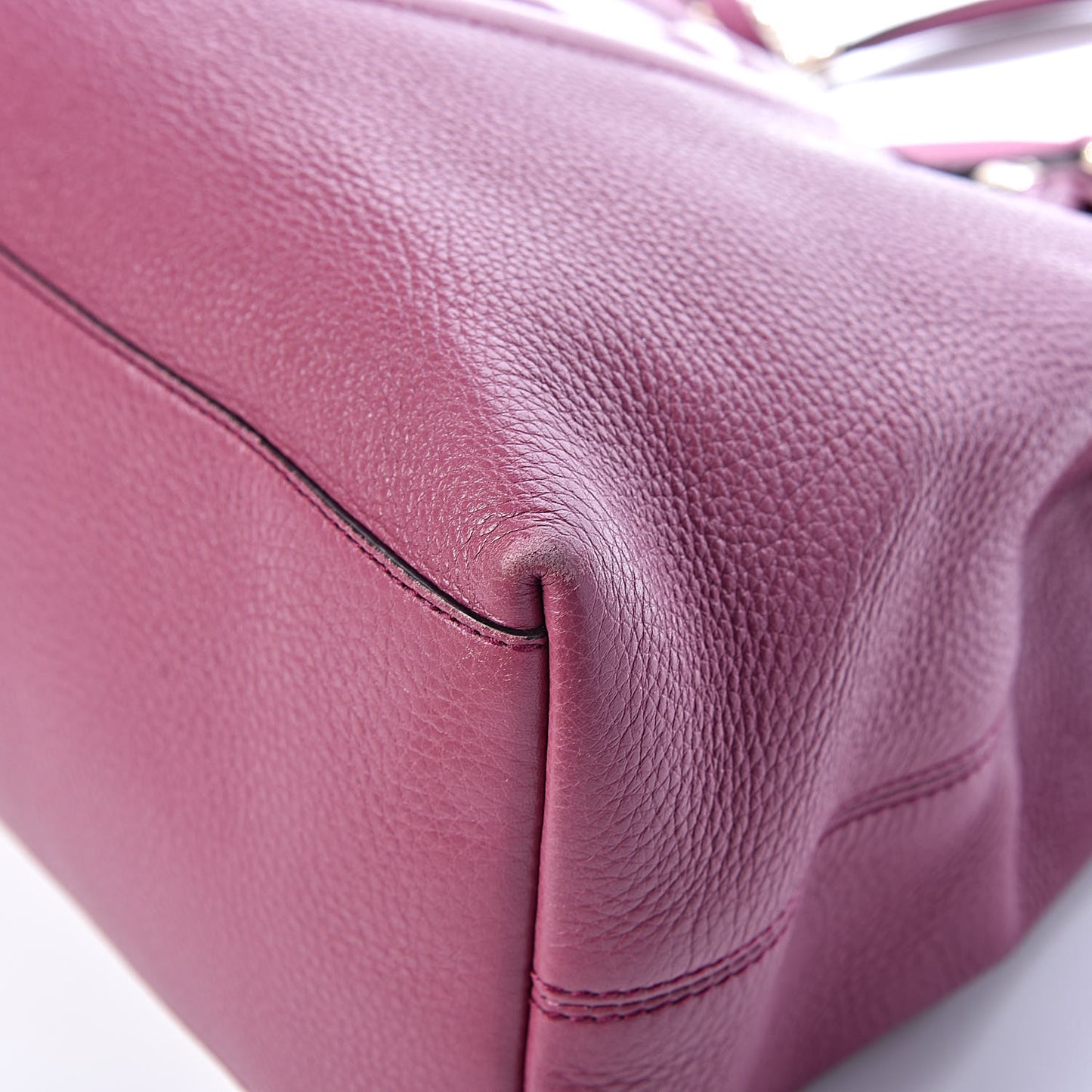 Pebbled Calfskin Medium Soho Chain Shoulder Bag Peonia Flower