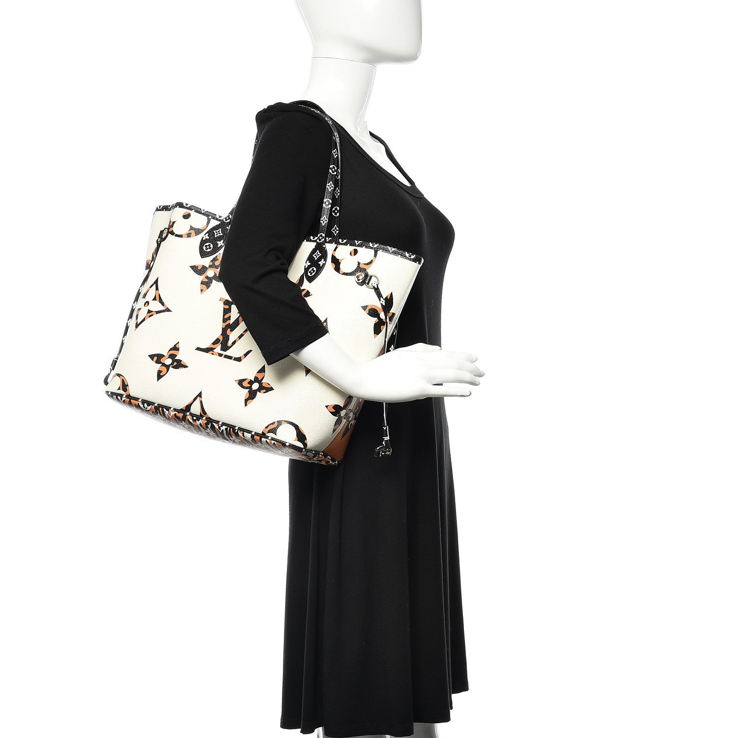 Louis Vuitton Monogram Giant Jungle Neverfull MM Ivory 2 of 10