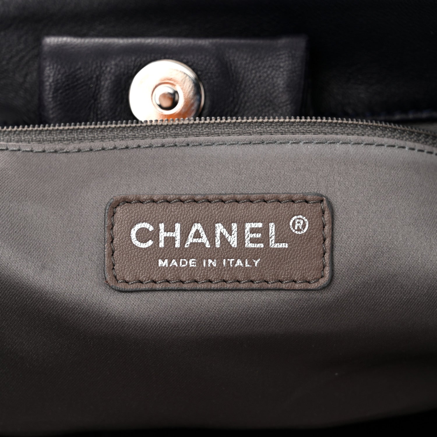 Chanel Lambskin Pearl Obsession Tote Navy 6 of 10