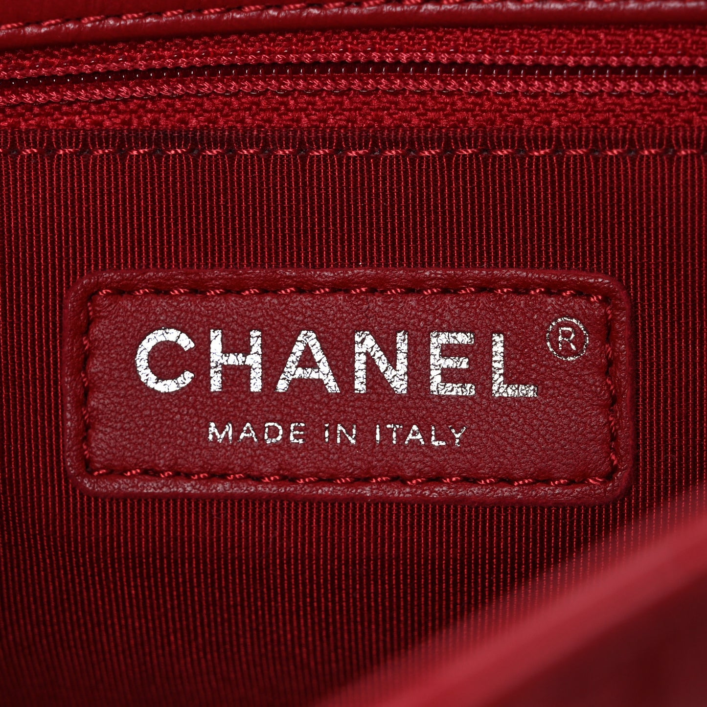 Crumpled Calfskin Medium Chain All Over Flap Red