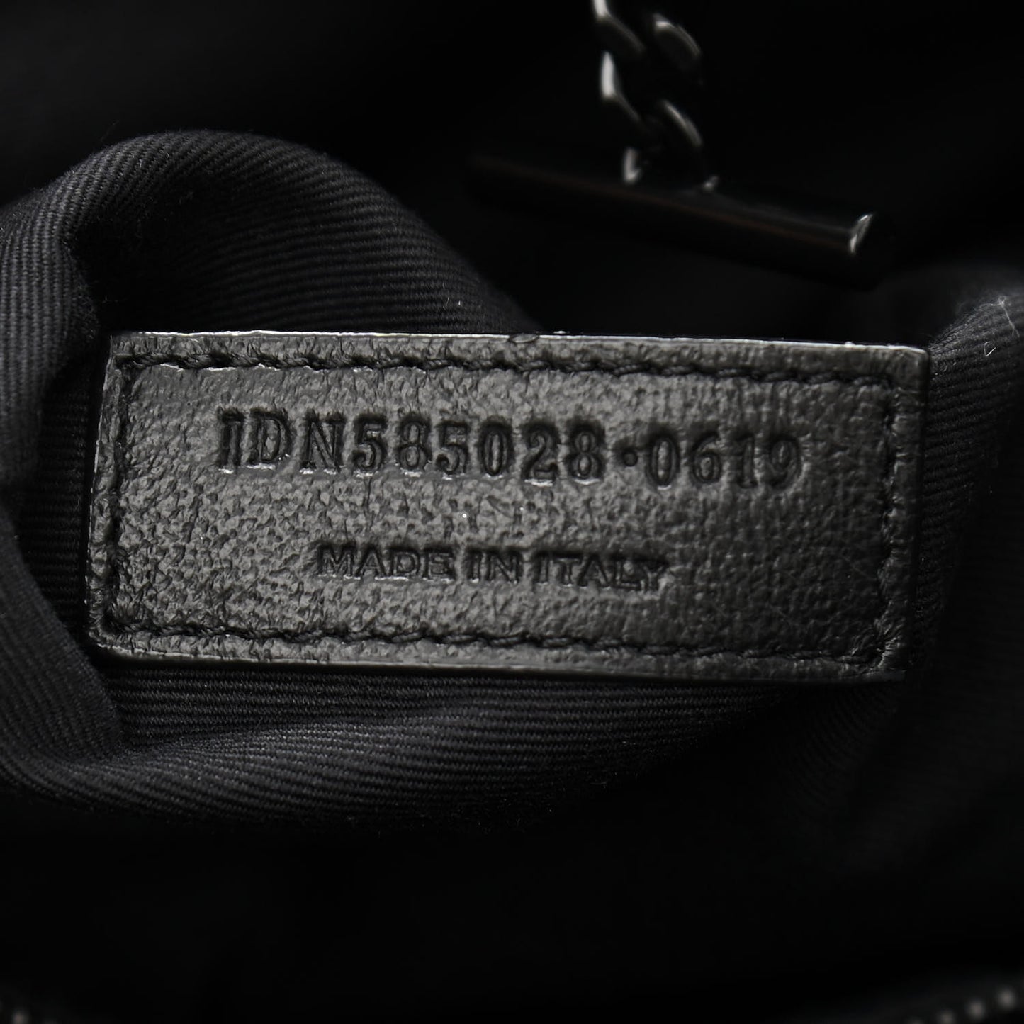 Vintage Lambskin Chevron Monogram Medium Nolita Black