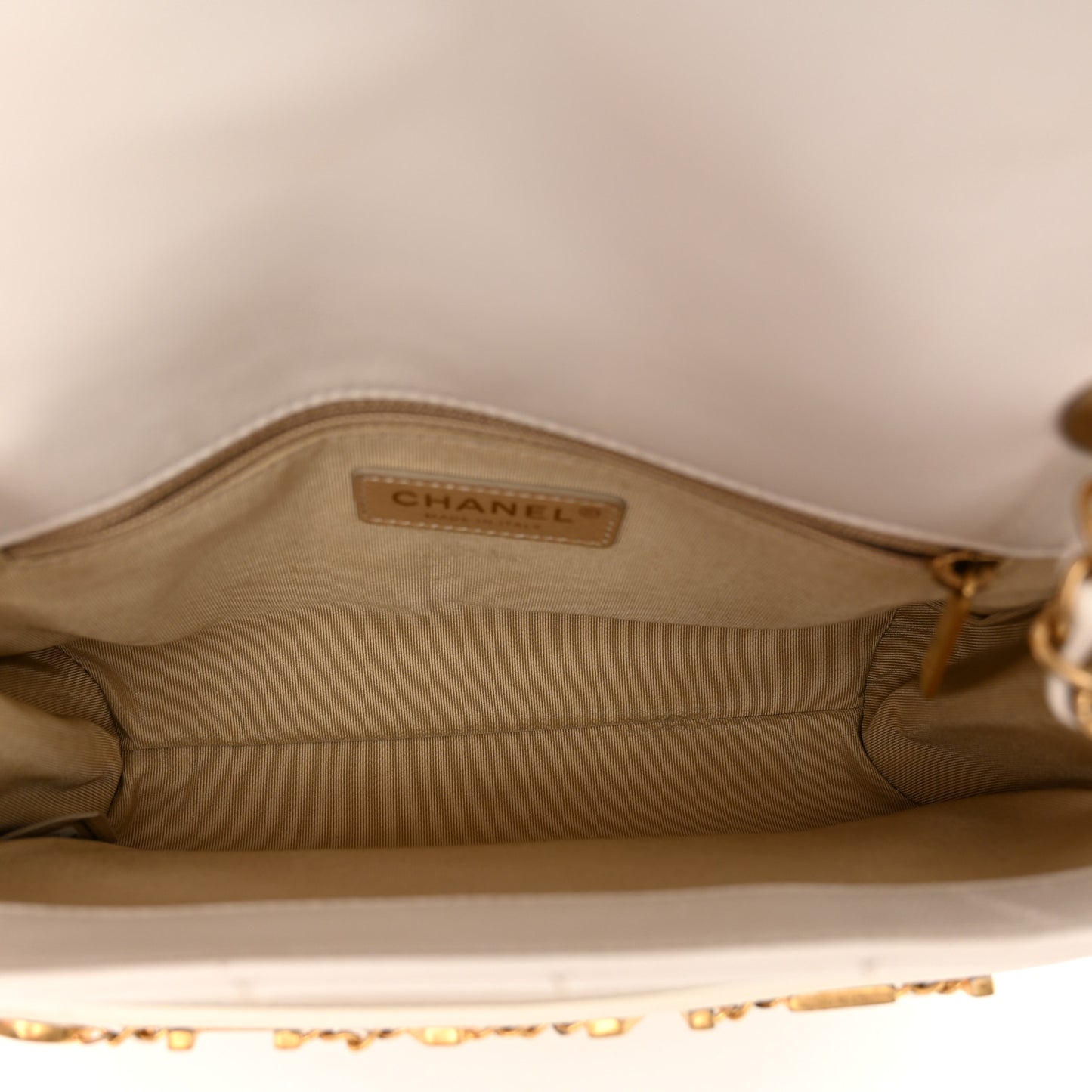 Calfskin Quilted Enchained Flap White