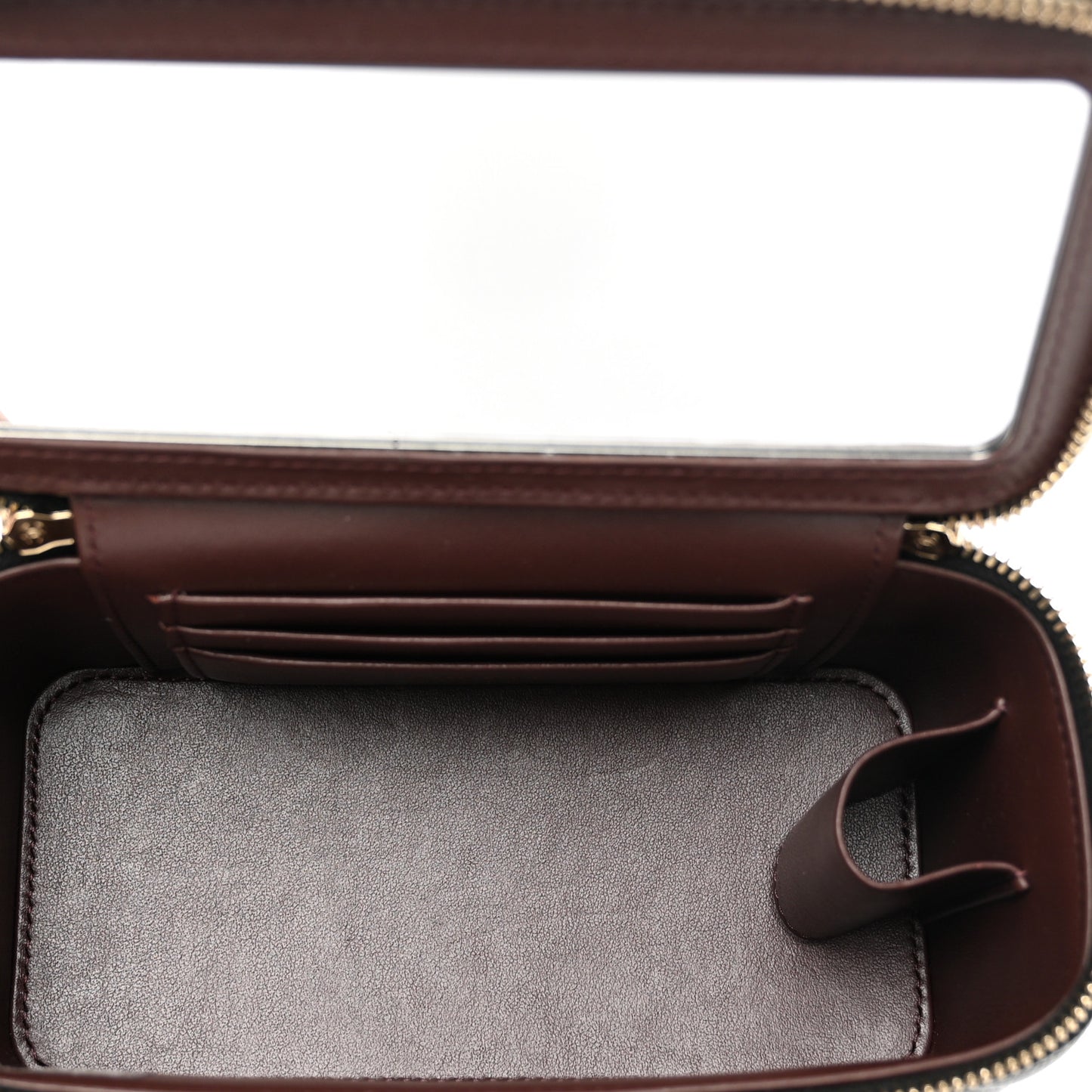 Caviar Quilted Small Vanity Case With Chain Black